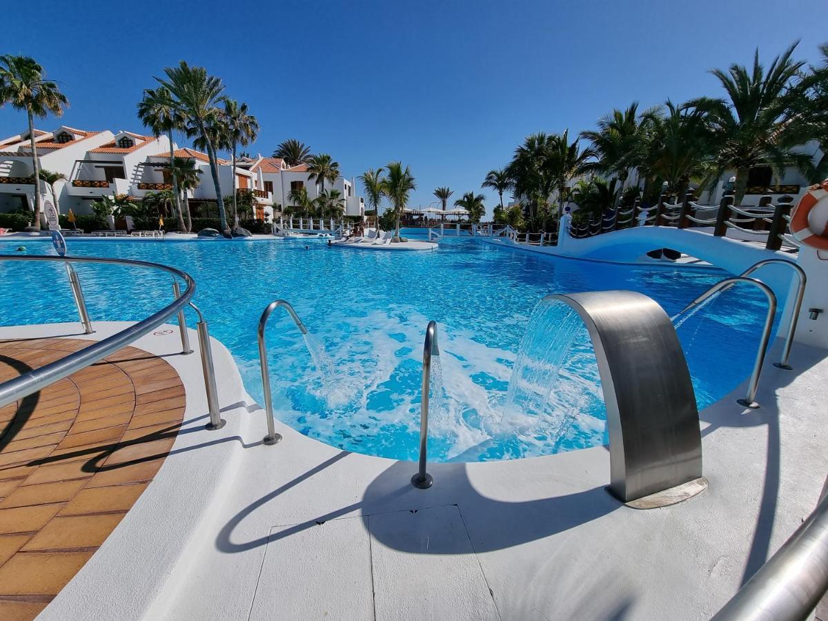 Studio Apartment No 1 Directly On The Beach And Sea, Terrace, Heated Pool, Wifi Плая-де-лас-Америкас Экстерьер фото