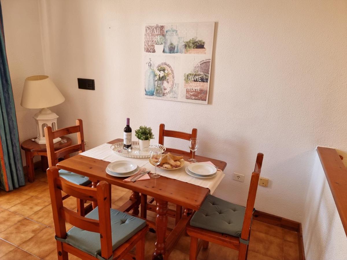 Studio Apartment No 1 Directly On The Beach And Sea, Terrace, Heated Pool, Wifi Плая-де-лас-Америкас Экстерьер фото
