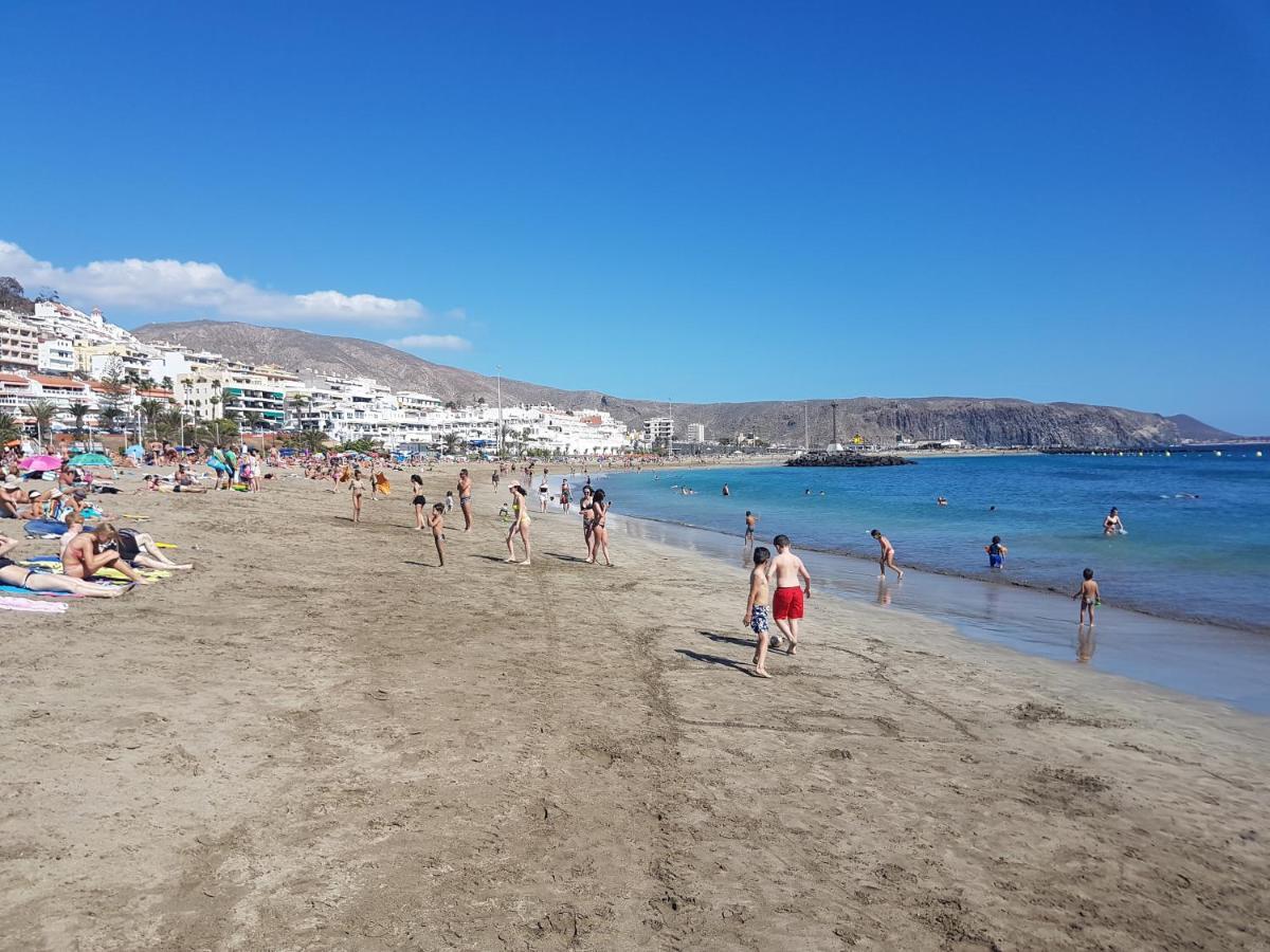 Studio Apartment No 1 Directly On The Beach And Sea, Terrace, Heated Pool, Wifi Плая-де-лас-Америкас Экстерьер фото